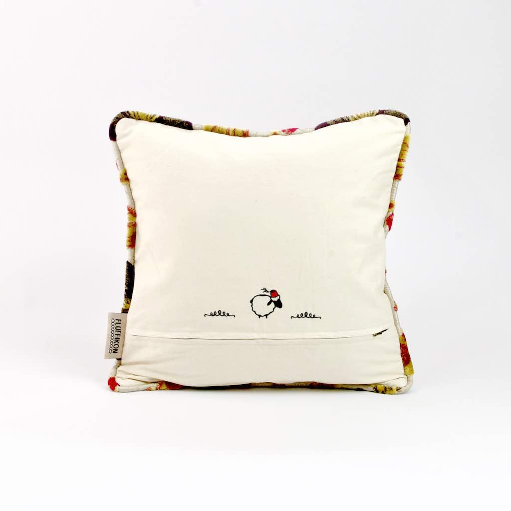 Rückseite eines Fluffikon Kissens mit Sommermotiv in der Grösse 45x45 cm.