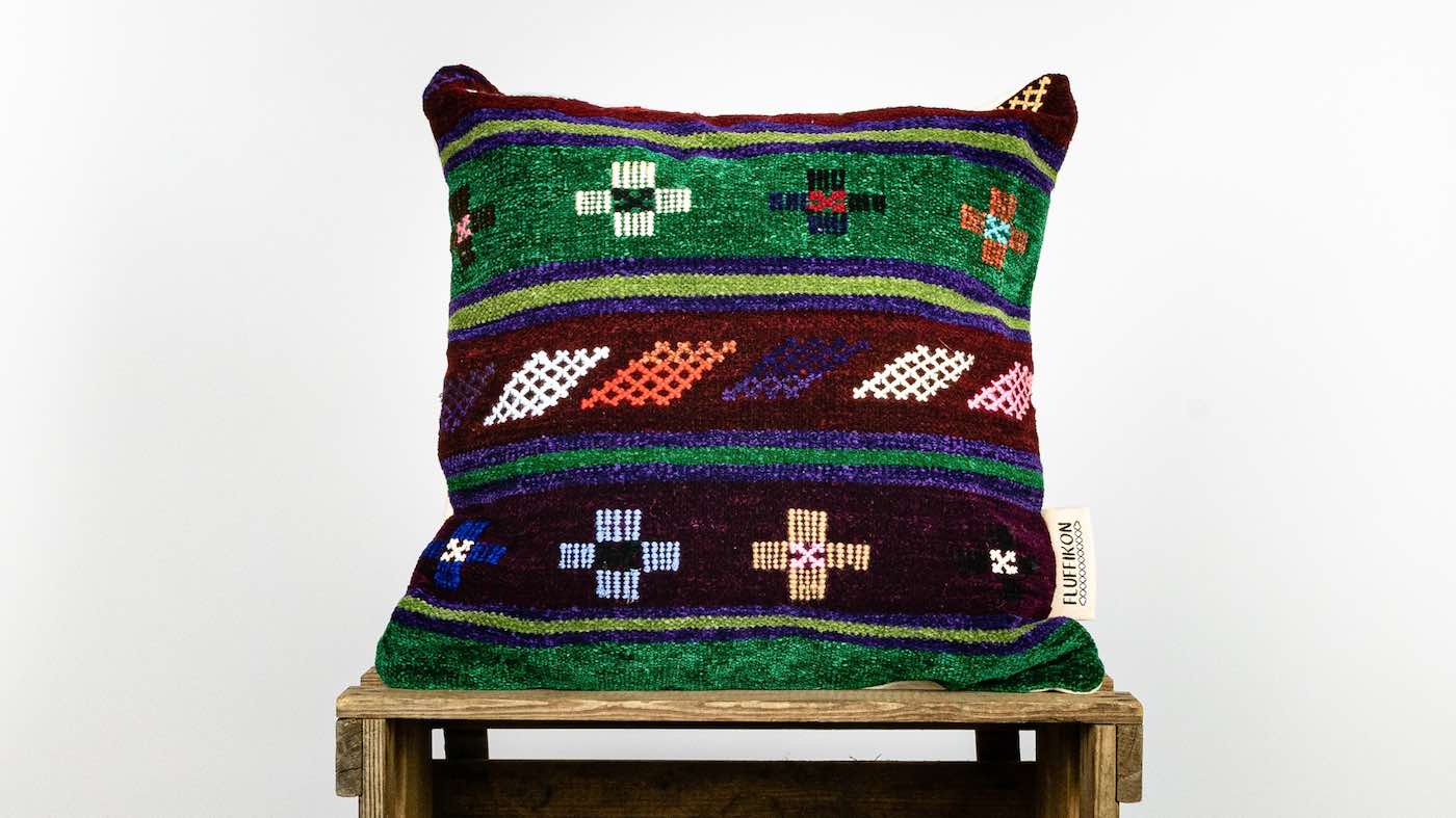 Fluffikon rug cushion made from moroccan carpet or rugs.