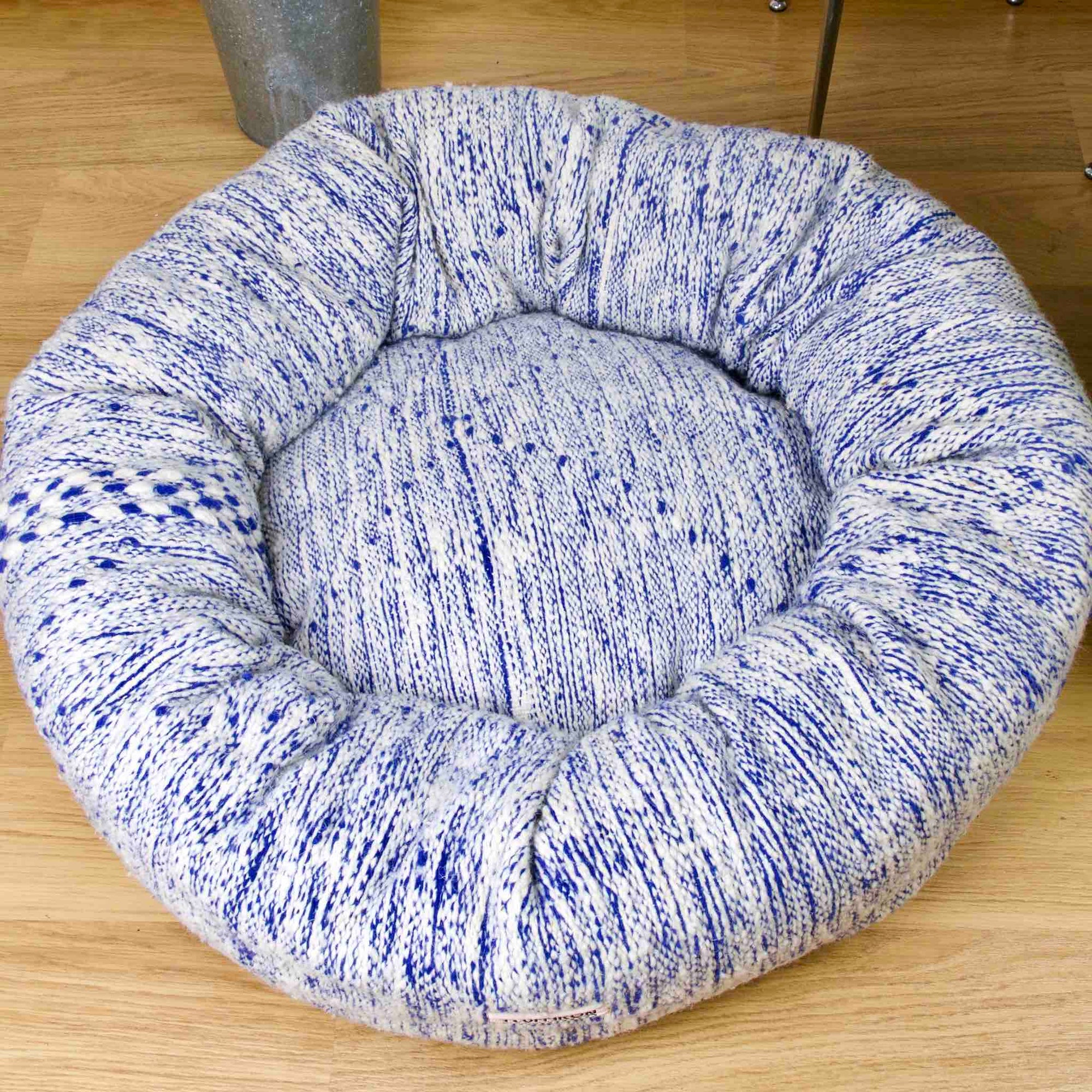 Blue and white Kilim Fluffikon dog bed.