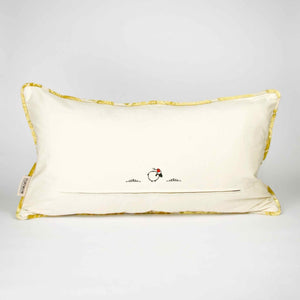 Fluffikon oversized couch pillow made from gold velvet fabric. It has an traditional moroccan / oriental look. The back of the pillow is shown.