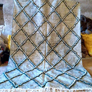 Moroccan Kilim rug that is used to make a Fluffikon Kilim dog bed.